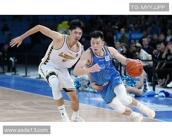 北京篮球队在世界锦标赛中的个人能力表现分析与点评