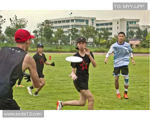 南京飞盘队领跑最新飞盘团队协作排行榜前十名精彩瞬间回顾