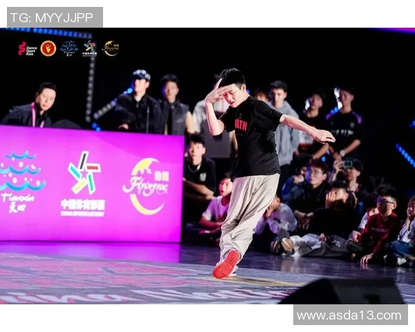杭州街舞队在世界攀岩锦标赛中的默契配合与精彩表现分析 杭州街舞队在世界攀岩锦标赛中的默契配合与精彩表现分析