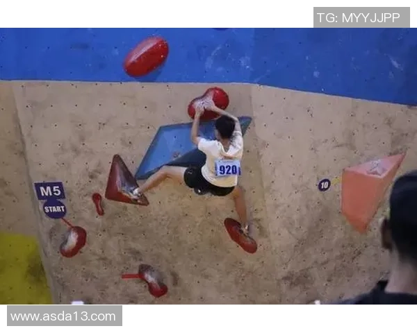 攀岩深度解析上海攀岩队如何实现边路渗透的战术创新与实践 攀岩深度解析上海攀岩队如何实现边路渗透的战术创新与实践